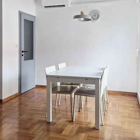 Apartamento St Damian Sea View