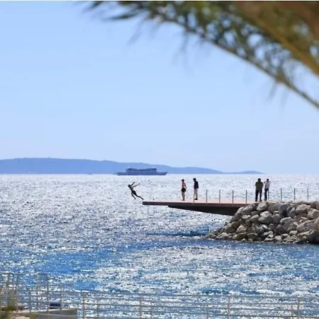 Apartamento St Damian Sea View