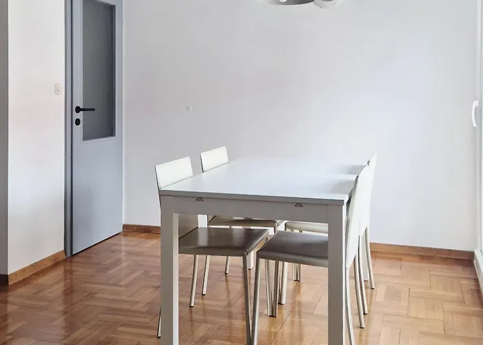 Apartment St Damian Sea View